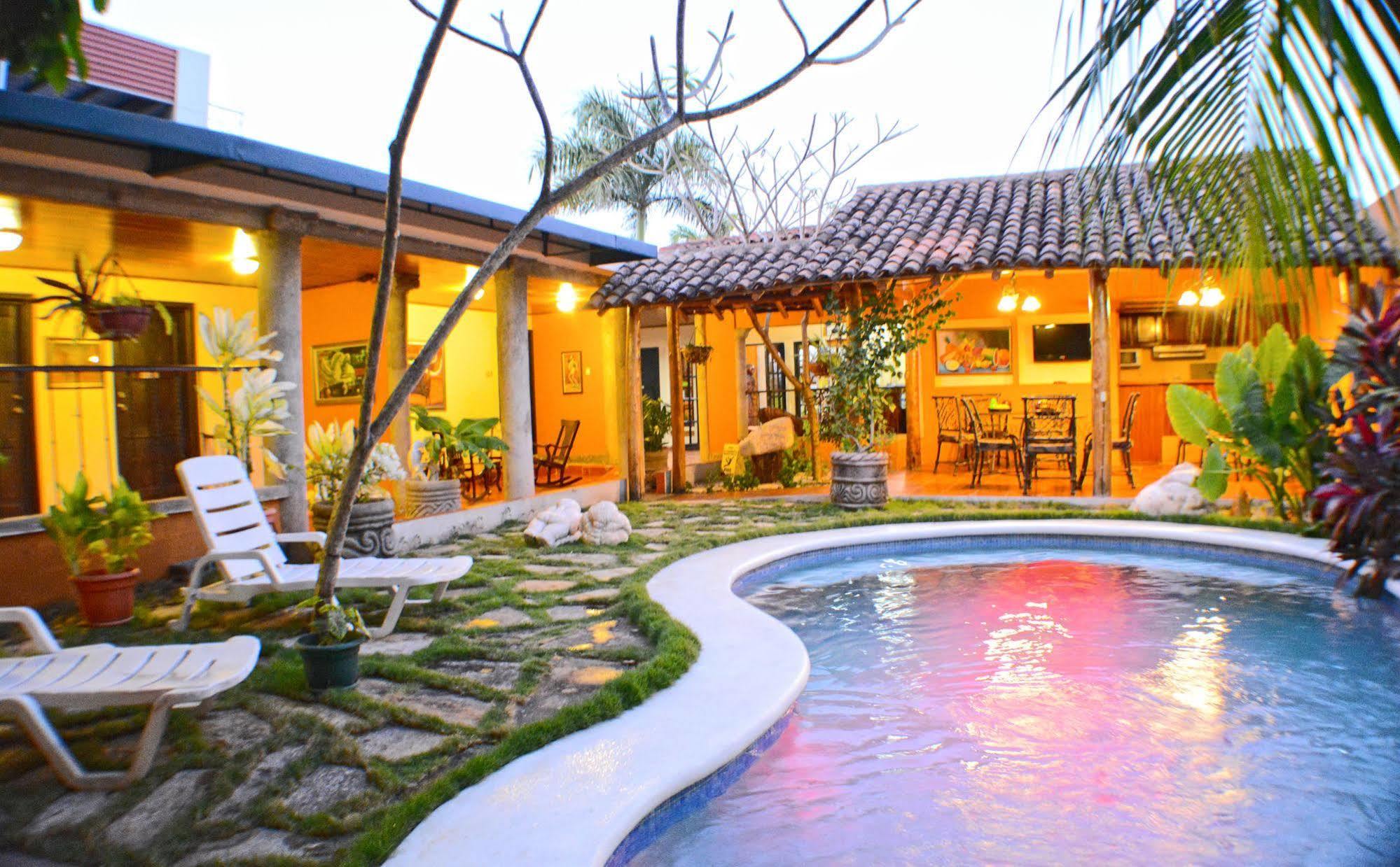 Hotel Colonnade Nicaragua Managua Esterno foto